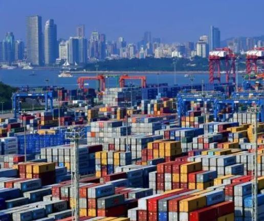 中国连续8年保持货物贸易第一大国地位