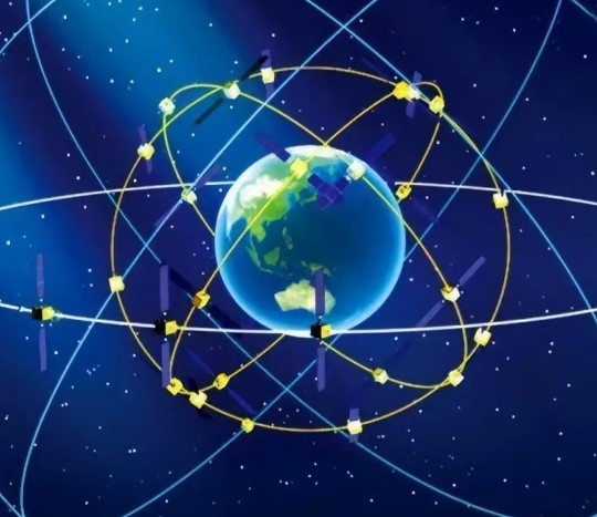 从“天边”到“身边”！北斗万亿产业赛道启航